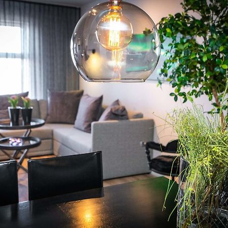 H96 Luxury Suite เค็ปลาวิก ภายนอก รูปภาพ