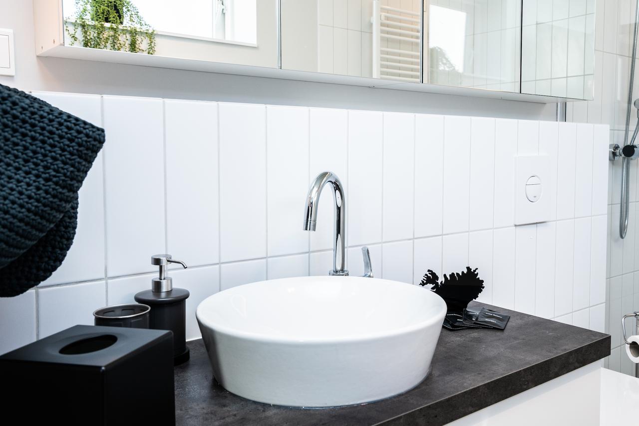 H96 Luxury Suite เค็ปลาวิก ภายนอก รูปภาพ